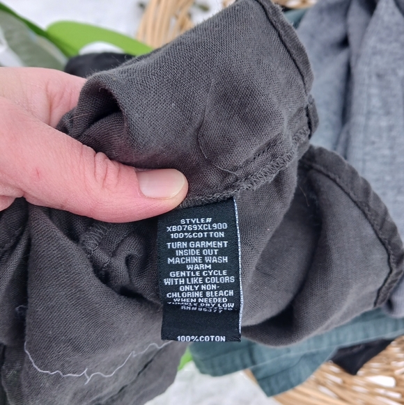 Sanctuary Womens Sz Large Tomboy Shirt Roll Sleeve Button Gray Camouflage - Picture 2 of 6